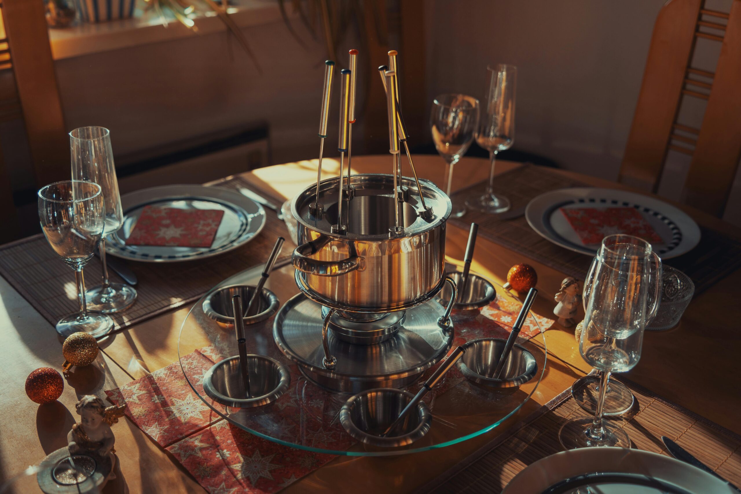Veganistische kaasfondue in Zwitserland: plantaardig smullen in de Alpen